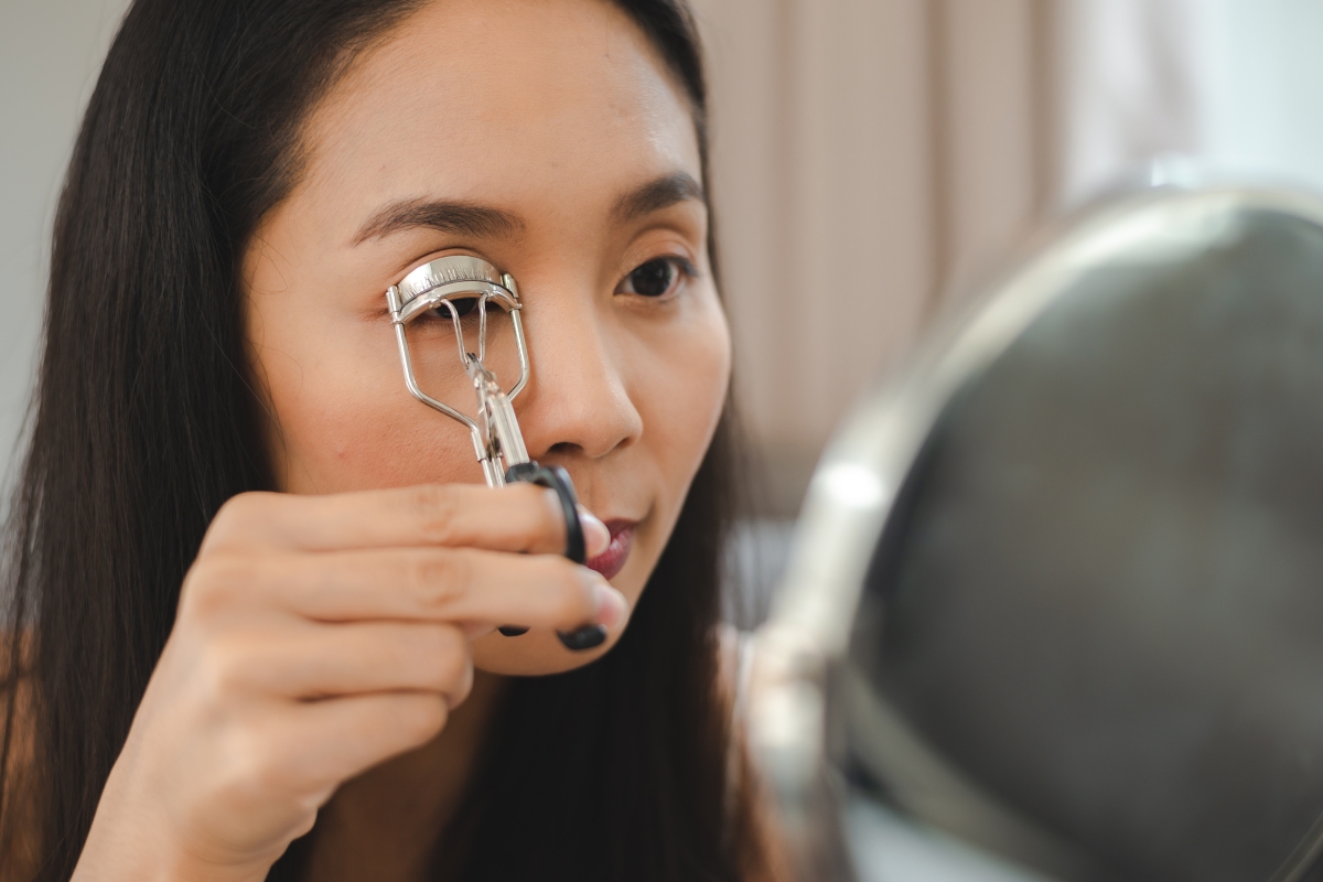 Eyelash-Curl-in-New-Town